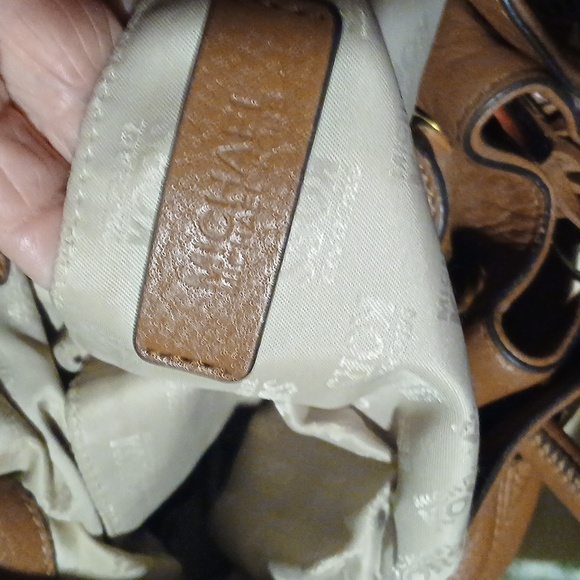 Michael Kors Brown Pebble Leather Bag. - Picture 8 of 12